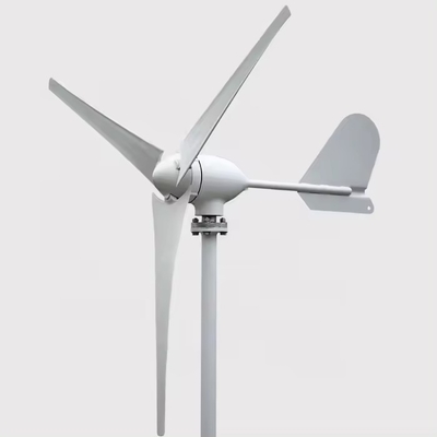 Turbinas eólicas Sistemas avançados de energia híbrida eólica e solar para geração de energia doméstica