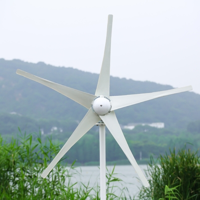 Turbinas eólicas Sistemas avançados de energia híbrida eólica e solar para geração de energia doméstica