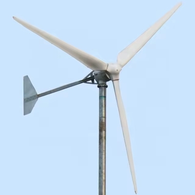 Controlador híbrido eólico solar Sistema de energia híbrida eólica solar para aplicações na rede