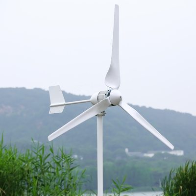 Sistema híbrido de geração de energia eólica de 10 kW fora da rede com tensão de saída de 230VAC/380VAC